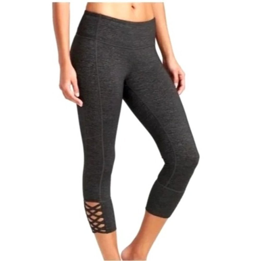 Athleta Dark Gray Crisscross Capri Leggings